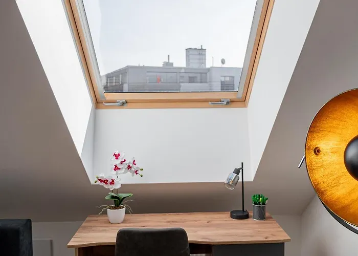 New Cozy In Heart Of Free Garage Parking 브라티슬라바